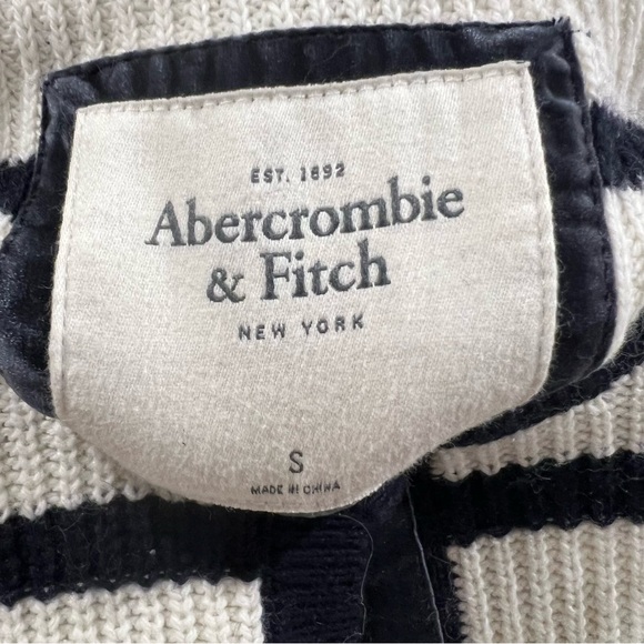 Abercrombie & Fitch Y2K Striped Cropped Cardigan Sweater Navy Cream Size Small - Picture 3 of 7